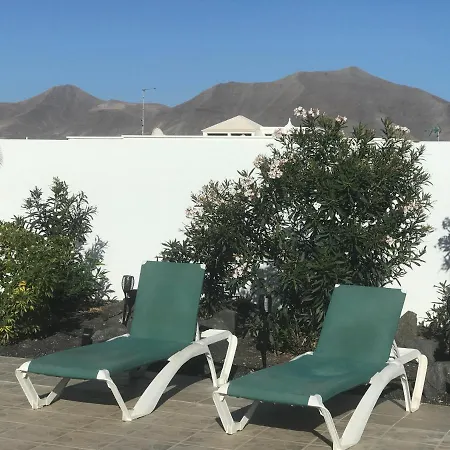 Casa Blanca Villa *